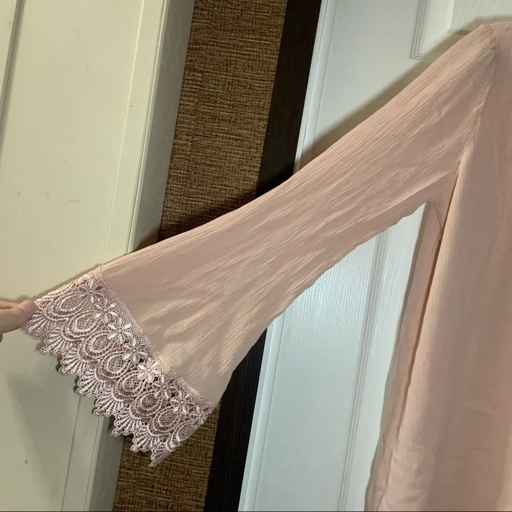Forever 21 Peach/Pink Open Front Lace Crochet Trim Kimono Small - Picture 3 of 7